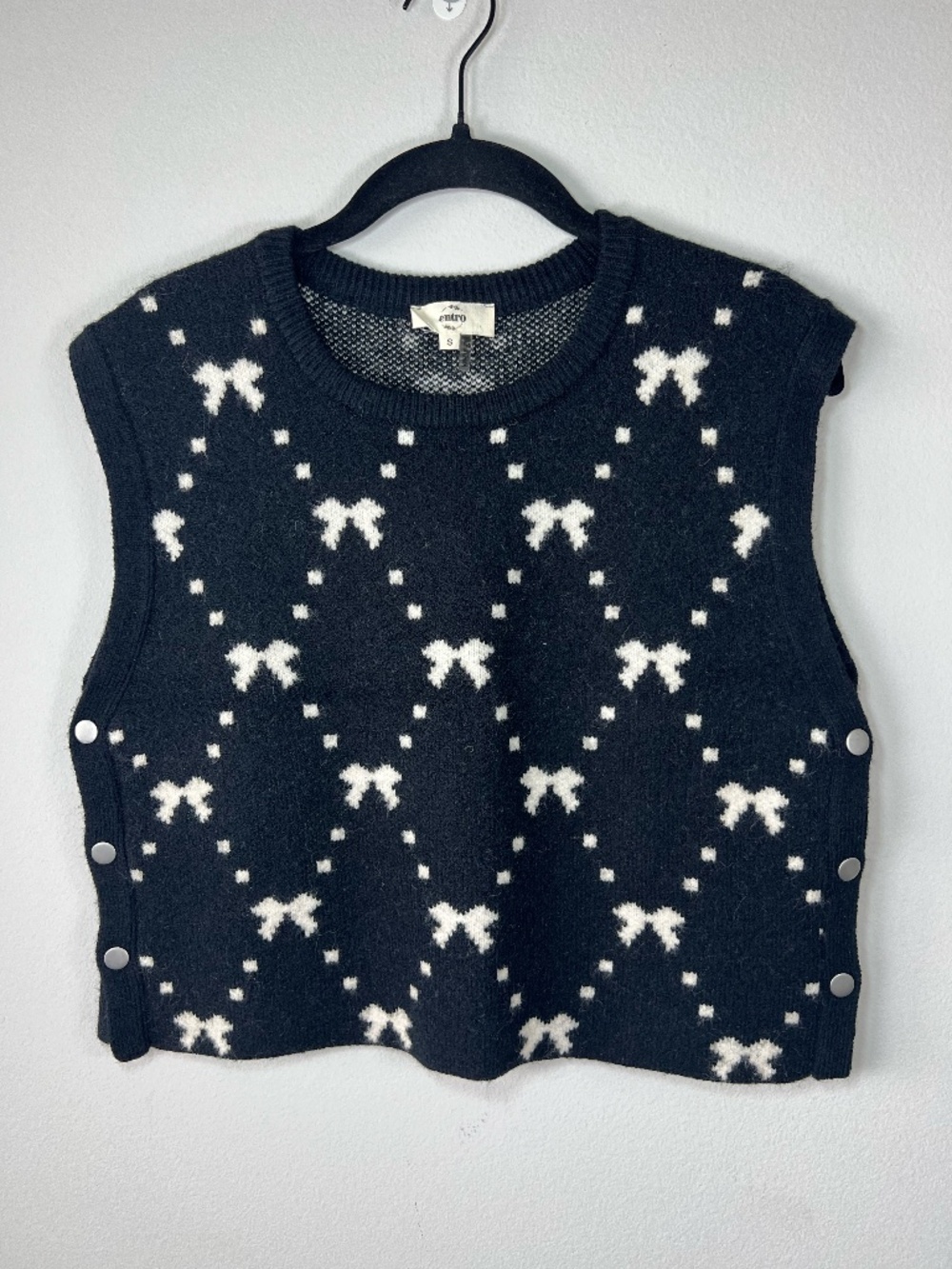 Entro Bow Sweater Vest Black Ivory Bows Side Snaps Fall Feminine Coquette  Small